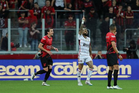 Atacante Do São Paulo Cita Gabigol Para Reclamar De Amarelo