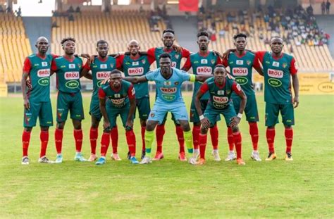 Élite One Le Canon De Yaoundé Se Qualifie Pour Les Play Offs Allez Les Lions