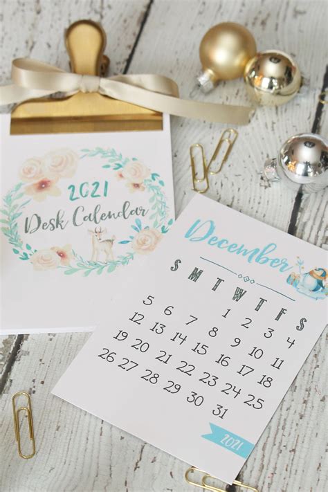 Free Printable 2021 Desk Calendar | Free Letter Templates