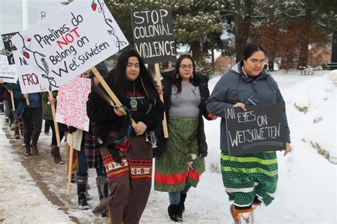 Standing With Wet Suwet En Photos Sault Ste Marie News