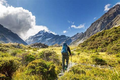 10 Rekomendasi Gunung Untuk Pendaki Pemula Ada Yang Tingginya 700 Mdpl