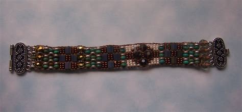 Sewfast Beader: Beaded Loom Bracelet