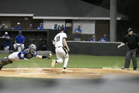 Cl Hawks Continue Strong Pitching In Burnet Scrimmage The Hilltop