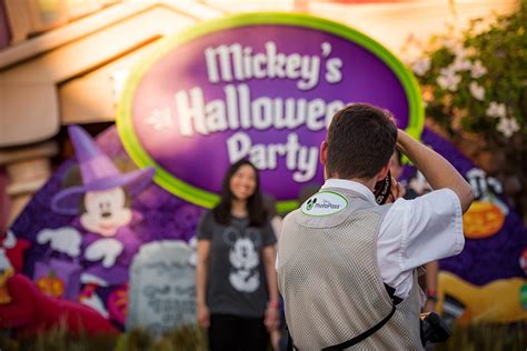 2016 Disneyland Halloween Party Recap Disney Tourist Blog