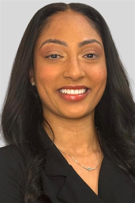 Myiah Williams Real Estate Agent Orland Park Il Coldwell Banker