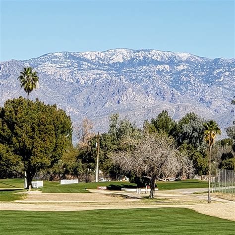 Rolling Hills Golf Course - About Us