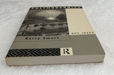 Postmodernity. Barry Smart – Esthersboekenplank