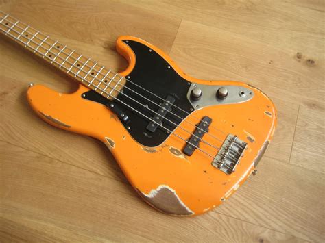 Limelight J Bass Classic Cool Guitars