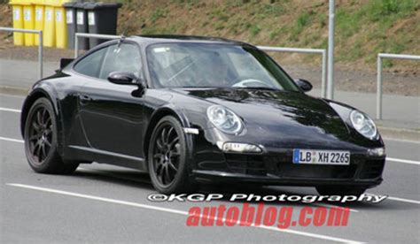 Spy Shots: Porsche 998 911 mule - Autoblog: Car News, Reviews and ...