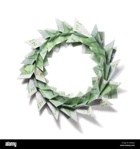 Christmas wreath origami Stock Photo - Alamy