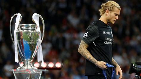 Lincredibile trasformazione fisica di Karius E i fan si scatenano È