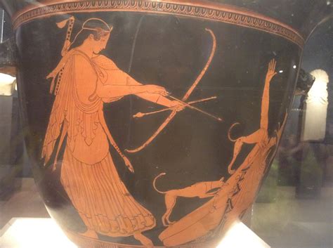 Artemis And Actaeon On The Name Vase Of The Pan Painter — Star Myths Of