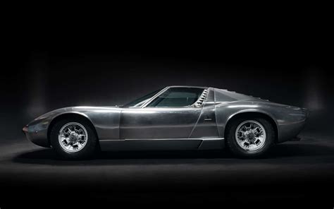 1971 Lamborghini Miura P400 S | GearMoose