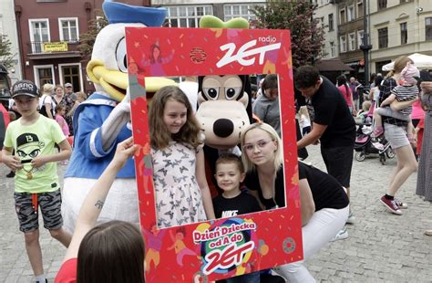 Grudziądz Miasteczko Radia Zet zawitało na Rynek główny z bajkowymi