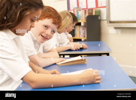 Children classroom hi-res stock photography and images - Alamy