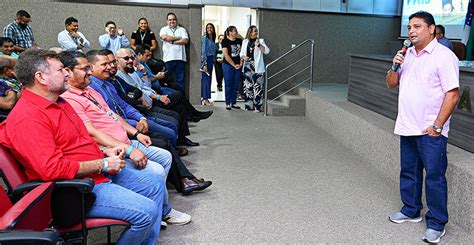 Servidores Da C Mara Municipal De Manaus Recebem Homenagem Pelo Dia Dos