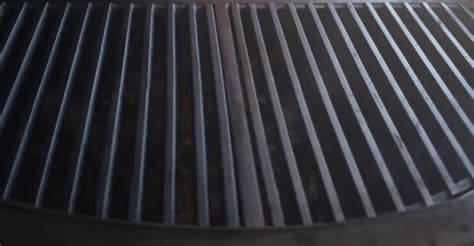 How To Clean A Rusty Barbecue Grill