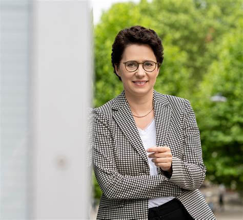 Offener Stammtisch Mit Ministerin Marion Gentges Justiz Und Migration