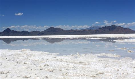 GeoSights: Bonneville Salt Flats, Tooele County – Utah Geological Survey