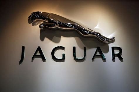 Tata Owned Jaguar Land Rover To Cut 1 000 UK Jobs Amid Slumping UK