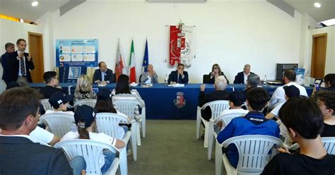 Cittadini E Istituzioni Insieme A Cir Marina Per La Tutela Del Mare