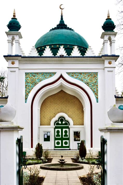 The Shah Jahan Mosque In Woking Is Britains First Purpose Built Mosque