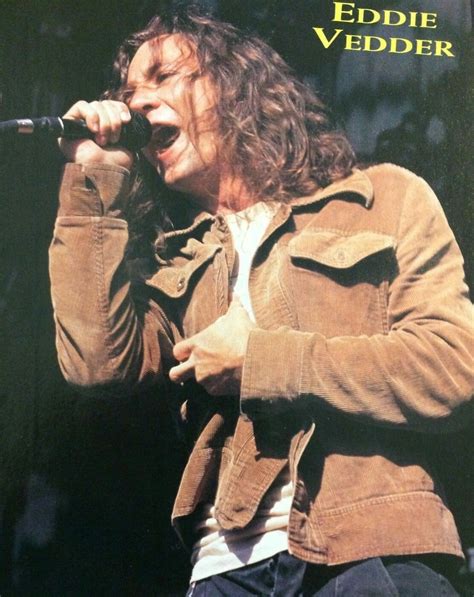 Pin On Eddie Vedder Eddie Vedder Pearl Jam Eddie Vedder Eddie