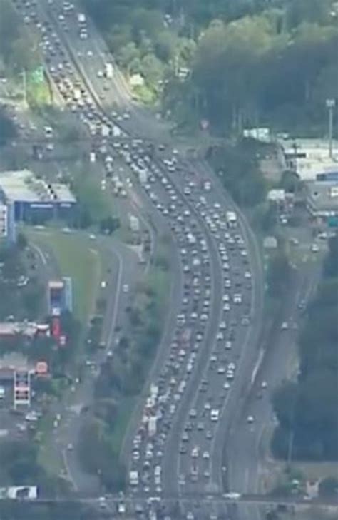 Brisbane Traffic Delays On M1 Bruce Highway Amid Long Weekend Exodus