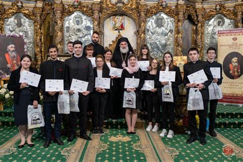 Episcopul Melchisedec Tef Nescu Pomenit La Roman Au Fost Premiate