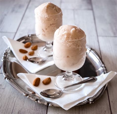 Granita Siciliana Di Mandorle Senza Gelatiera Senza Pasta Di Mandorla