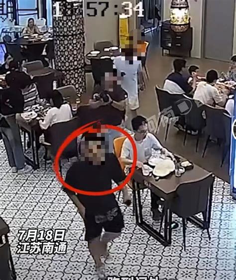 网红探店差评后逃单？律师：若捏造事实 涉嫌侵犯商誉权 凤凰网资讯 凤凰网