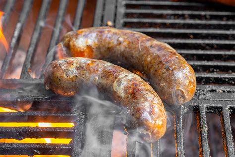 Homemade Argentinian Chorizo Recipe :: The Meatwave