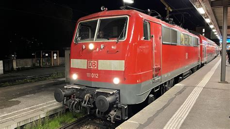 111 012 DB AG Zieht RE5 Doppelstockwagen Stuttgart Hauptbahnhof Ri