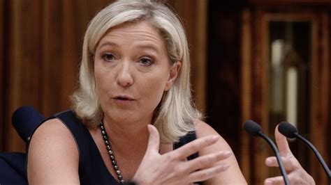 Frankreich Marine Le Pen Jetzt Führende Präsidentschaftskandidatin