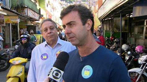 Vídeo Candidato Marcelo Freixo PSOL faz campanha na Rocinha RJ2 G1