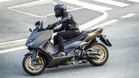 Der Yamaha T Max Legt Noch Einmal Zu Magazin