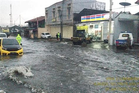 BPBD Sumedang Telusuri Penyebab Banjir Bandang Di Citengah Republika