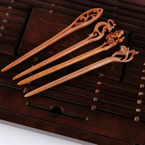 1pc Retro Ethnic Women Lady Wooden Handmade Carved Chopstick Hair Stick