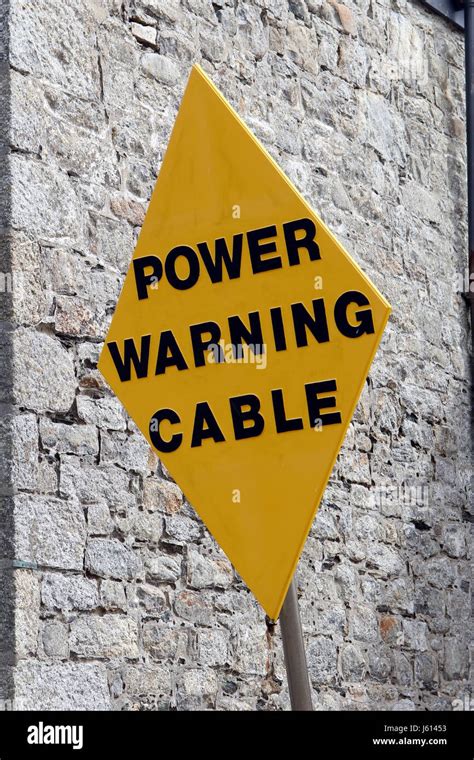 Underground Cable Warning Sign Hi Res Stock Photography And Images Alamy