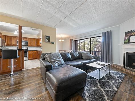 pier dr apt  westmont il  zillow