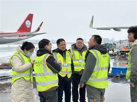 春秋航空河北分公司全力抗风雪 护航旅客春运平安行