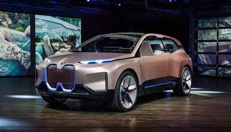 Elektroauto Co Bmw Chef Sieht Technologie Krieg Ecomento De