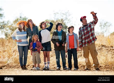 Blended From Left Drew Barrymore Bella Thorne Emma Fuhrmann Alyvia