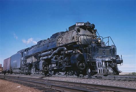 Big Boy Steam Locomotive Whistle Stop in Opelousas | City of Opelousas