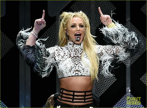 Britney Spears Explains Why She Keeps Leaving Instagram And Her Reason