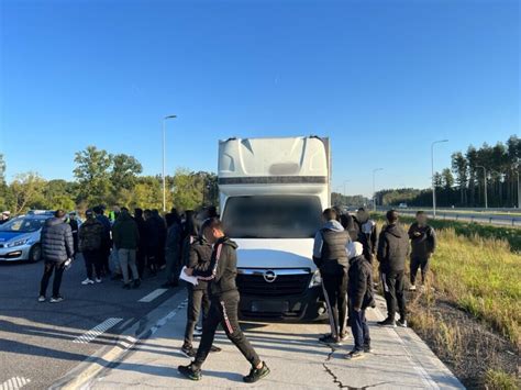 Niemcy przedłużają kontrole na granicy korki co najmniej do 15