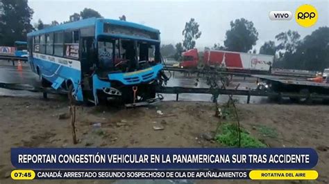 Gran congestión vehicular en la Panamericana Sur debido a dos