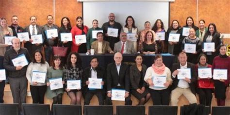 Rector De La UJED Entrega Constancias A Participantes De Diplomados Y