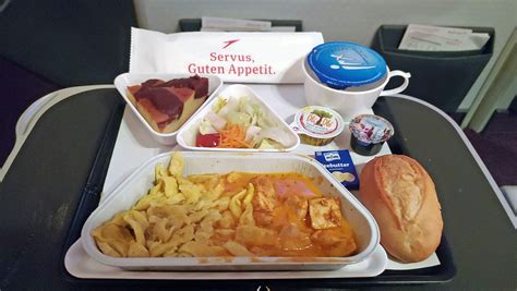 Austrian Airlines Food Infight Feed