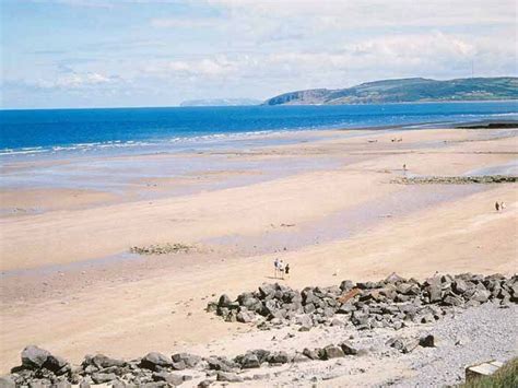 Benllech beach - Breeze Hill Hotel